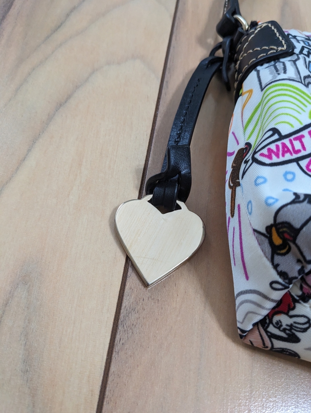 EUC! Dooney & Bourke X Disney Nylon Sketch Crossbody Bag In Black And White - Picture 10 of 16